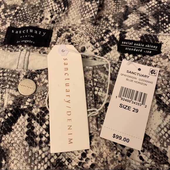 Sanctuary Denim Social Ankle Length Skinny Jean in Queen Snake - Picture 6 of 9